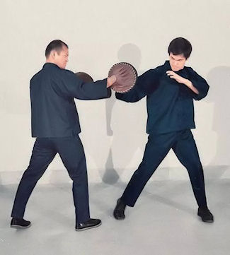Dan Inosanto & Bruce Lee Focus Mitts Training