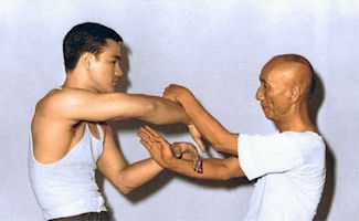 Bruce Lee Ip Man Chi Sao